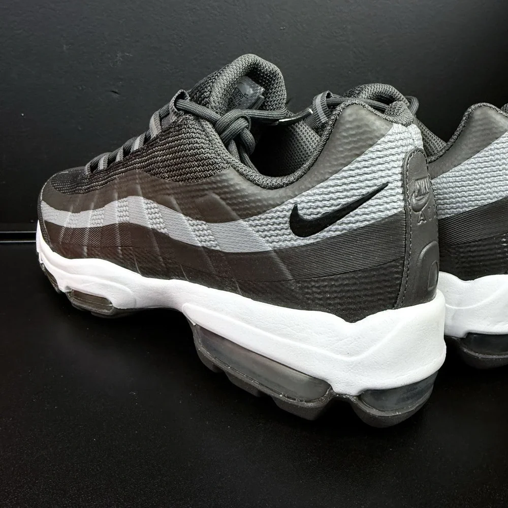 Nike *** box